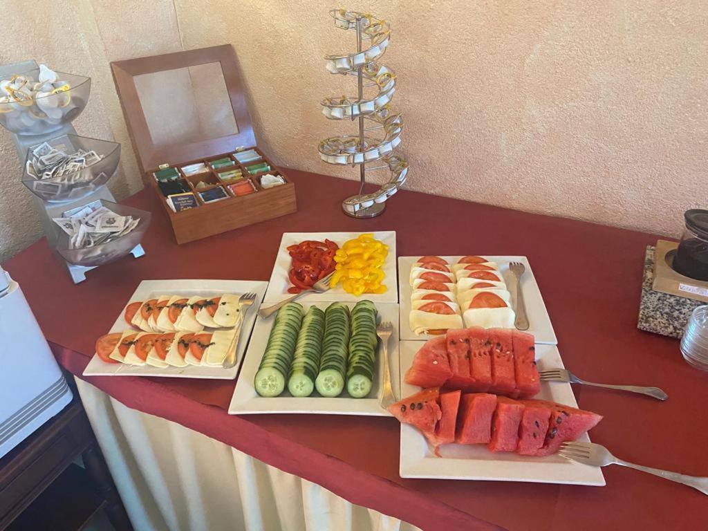 Hotel Krone Riesling Триттенхайм Экстерьер фото